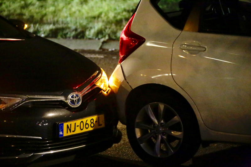 Flinke schade bij kop-staartbotsing