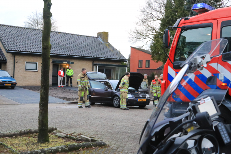 Auto verwoest door brand