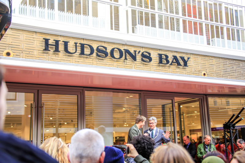 Tim Douwsma opent Hudson Bay