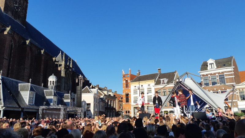 Soundcheck Muziekfeest op het Plein trekt veel publiek