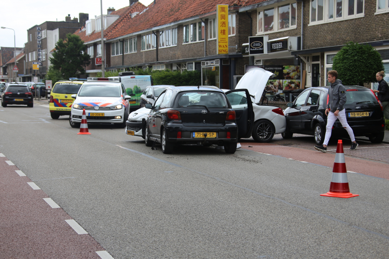 Veel schade bij aanrijding