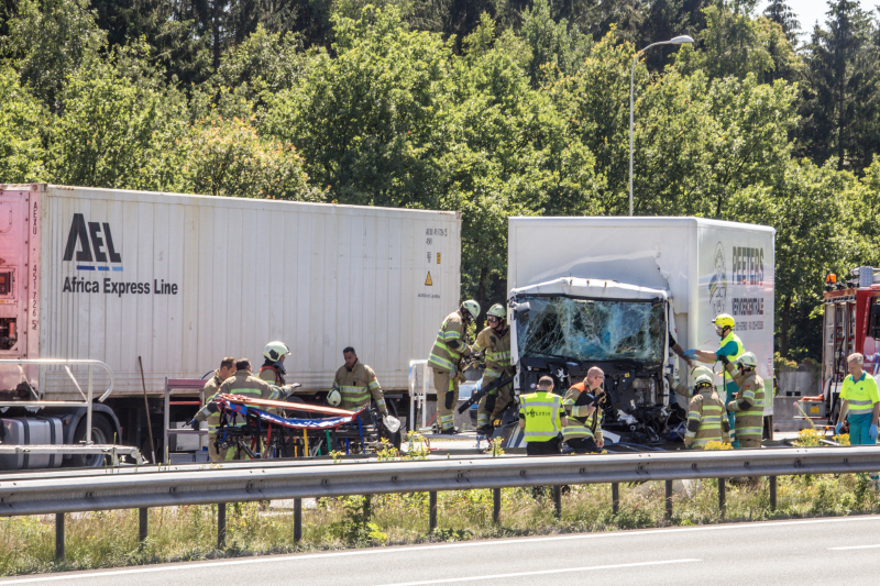 Meerdere voertuigen betrokken bij aanrijding