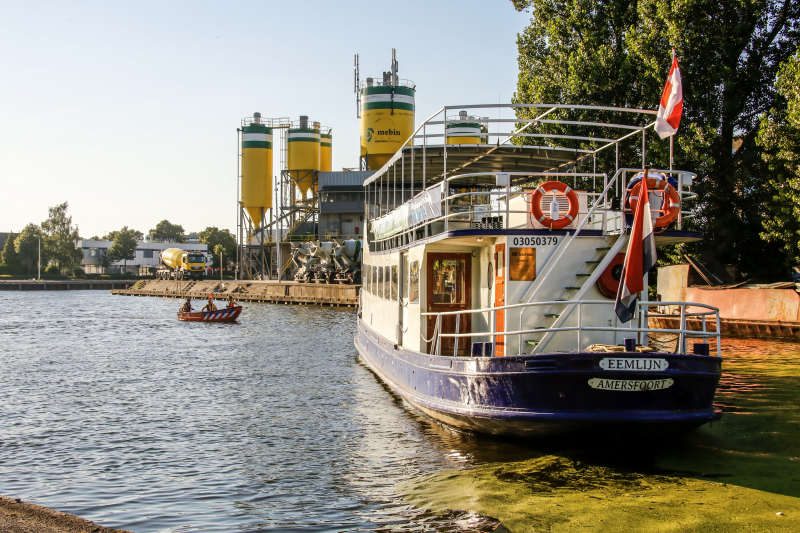 Brand aan boord van Eemlijn