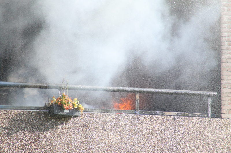 Uitslaande brand in flat