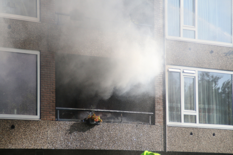 Uitslaande brand in flat