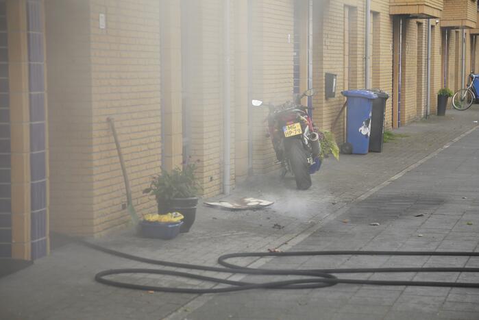 Veel rook bij brand in keuken