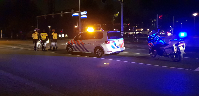 Fietser zwaargewond bij aanrijding met auto