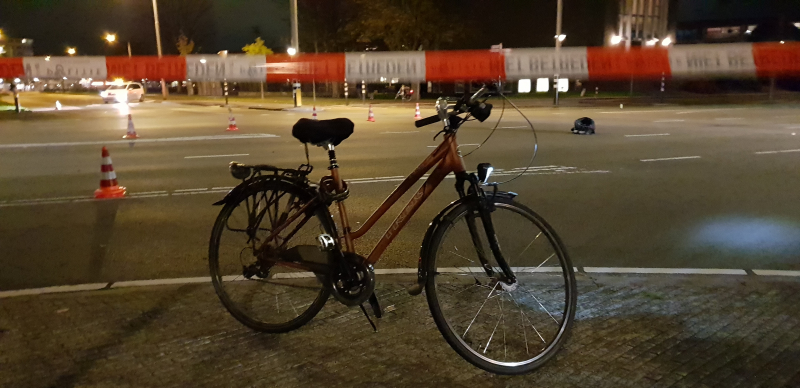 Fietser zwaargewond bij aanrijding met auto