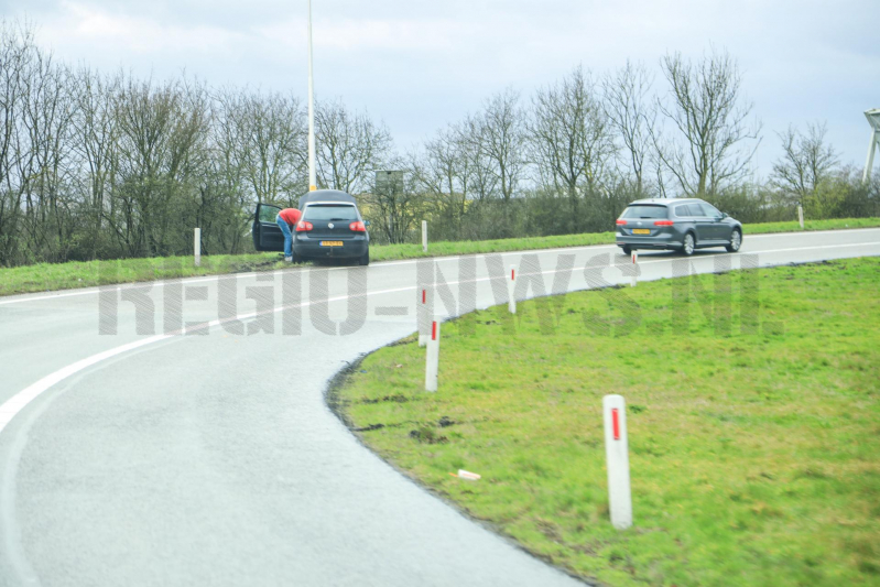 Auto uit de bocht gevlogen