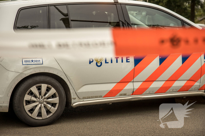 Auto tot stilstand in sloot na ongeval
