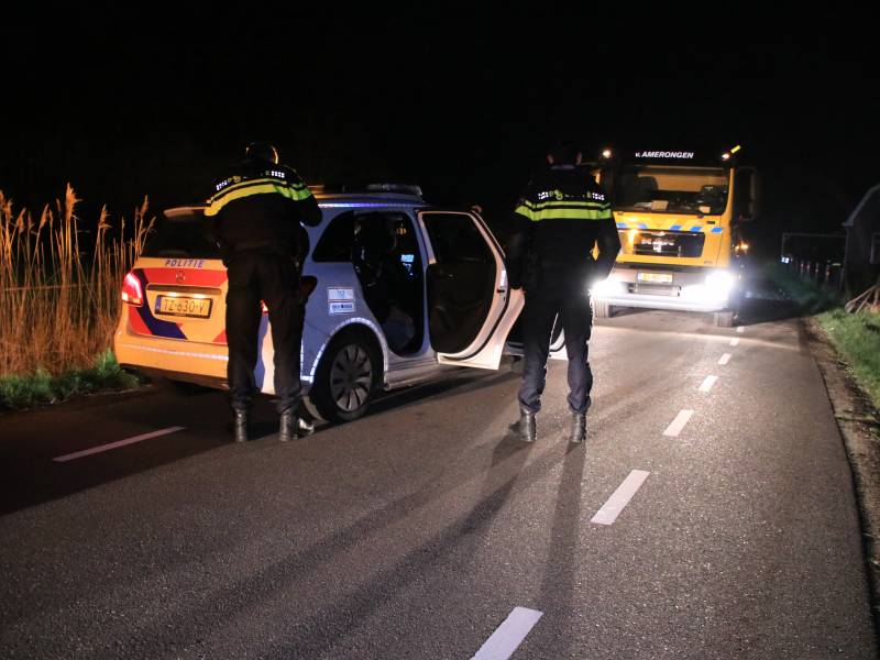 Auto zwaar beschadigd na eenzijdig ongeval