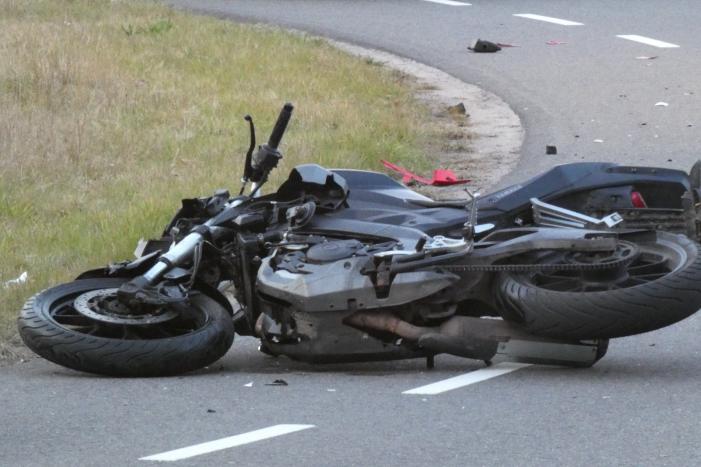 Gewonden bij aanrijding met motoren