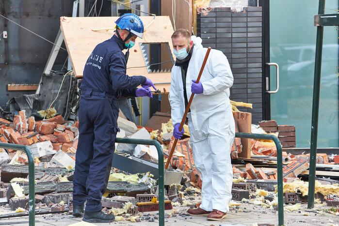 Ravage na plofkraak in het winkelcentrum