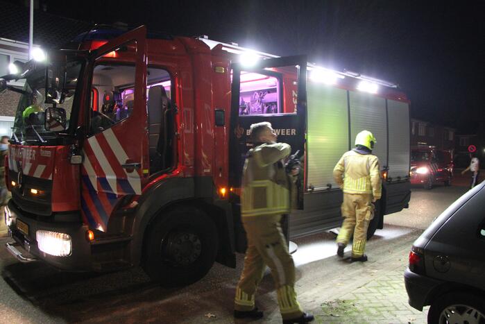 Zoekactie na brandlucht in wijk