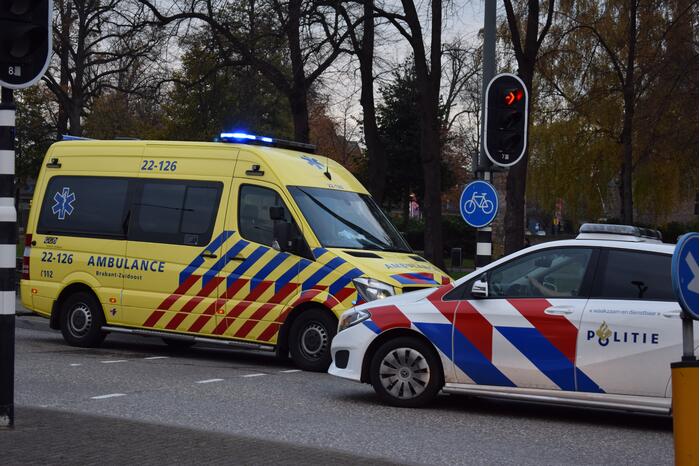 Te water geraakte persoon gewond naar ziekenhuis