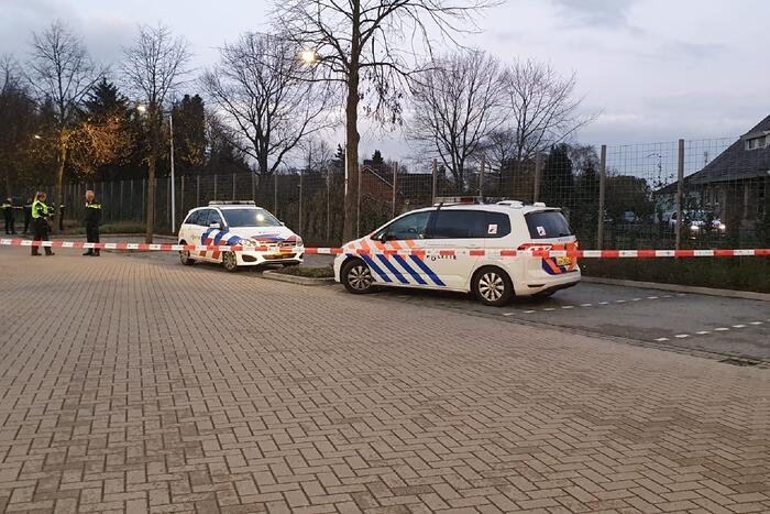 Politie lost waarschuwingsschot bij aanhoudingen