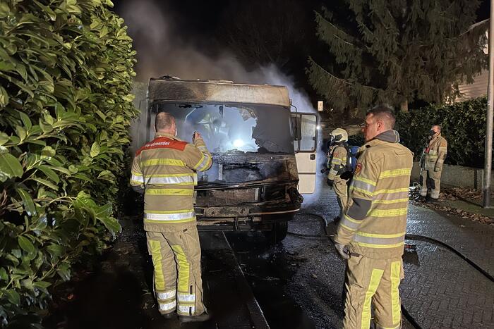 Camper verwoest door brand