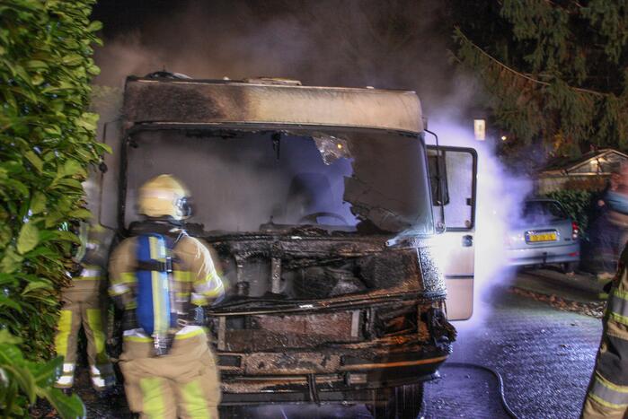 Camper verwoest door brand