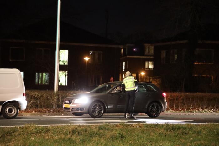 Automobilisten gecontroleerd op papieren tijdens avondklok