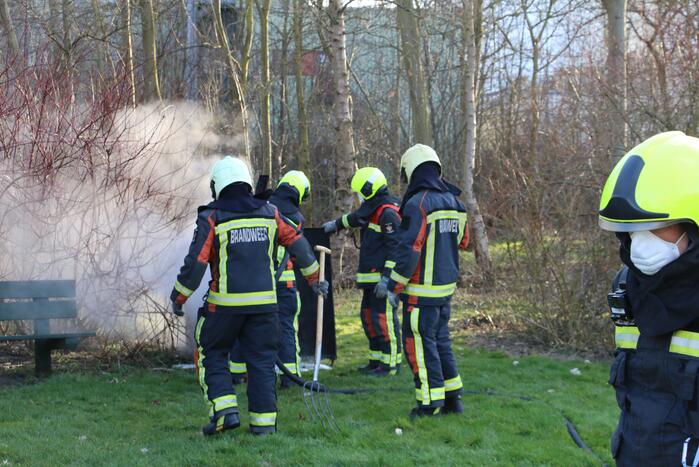 Brand in container snel geblust