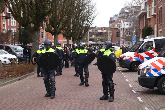 Honderden mensen demonstreren tegen coronamaatregelen