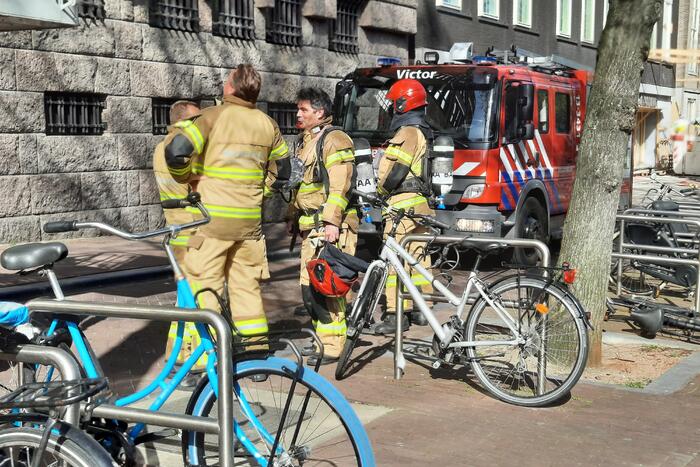 Brandweer doet onderzoek naar brand in The Bank