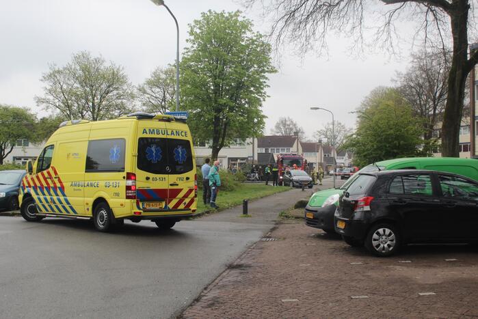 Persoon wordt beroerd bij ontsmetting van flatwoning overleden man