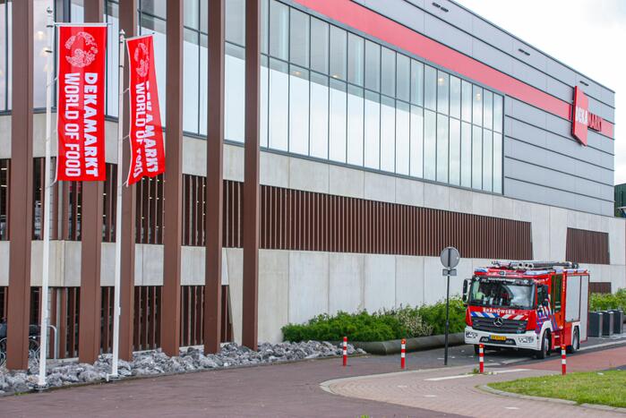 Ongeval in parkeergarage DekaMarkt