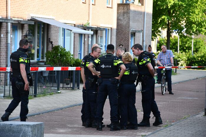 Buurtbewoners horen schoten