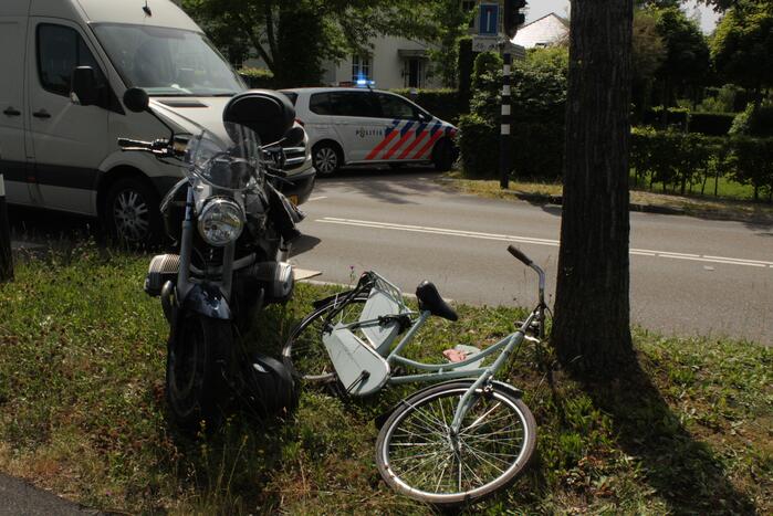 Kind op fiets aangereden door Picnic-bezorgwagen