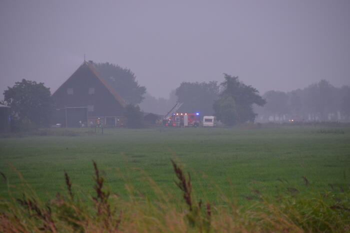 Grote brand in boerderij stal