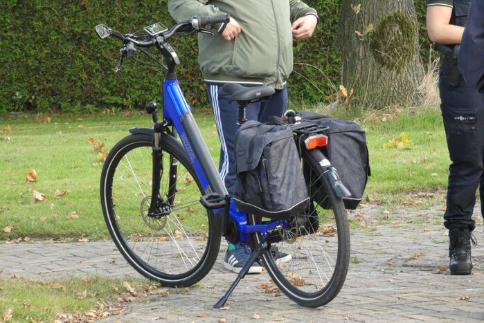 Personenauto in botsing met fietser