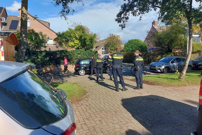 Fietsster gewond bij botsing met auto