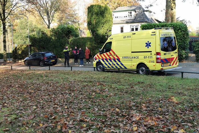 Schade bij botsing tussen twee auto's