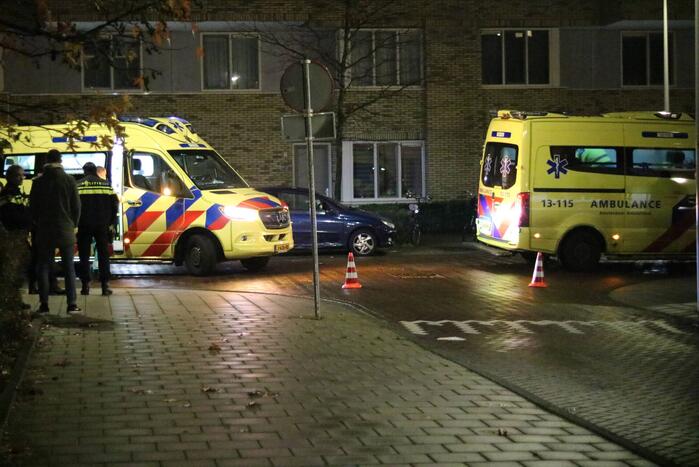 Straat afgezet door steekincident