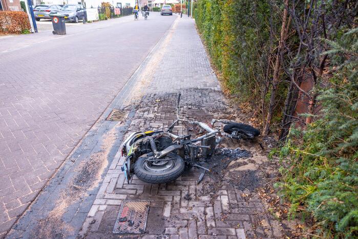 Tweede deelscooter in een week tijd in brand