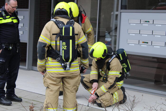 Brandweer doet onderzoek naar gaslucht