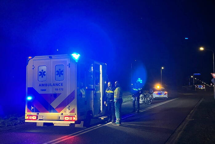 Twee personen ten val met motor