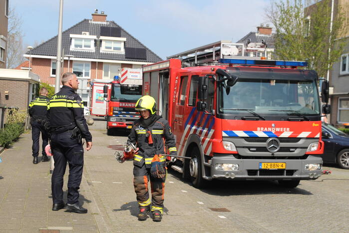 Verbrande hamburgers zetten woning vol rook