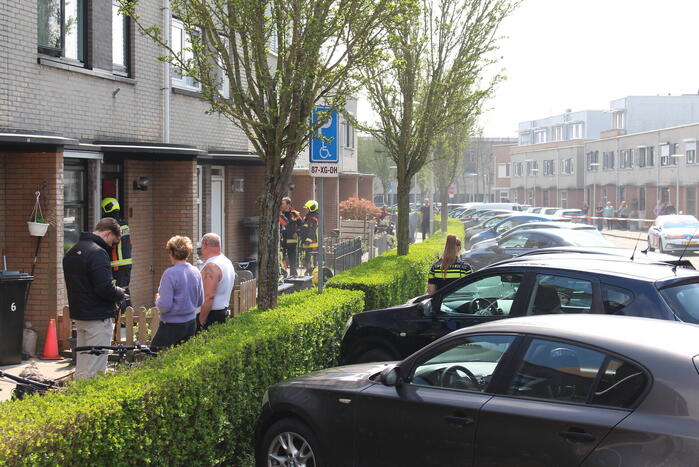 Verbrande hamburgers zetten woning vol rook