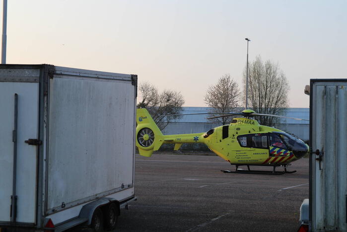 Traumateam assisteert bij incident in woning