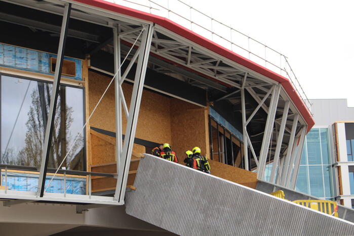 Brand in pand universiteit snel gedoofd