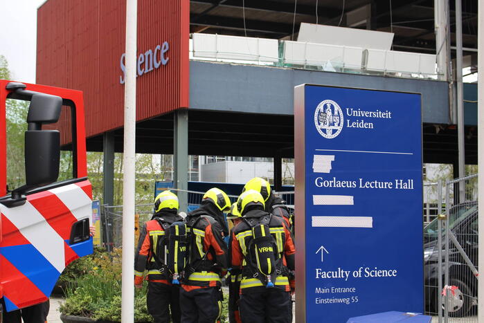 Brand in pand universiteit snel gedoofd