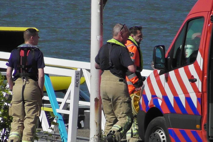 Zoektocht naar persoon te water