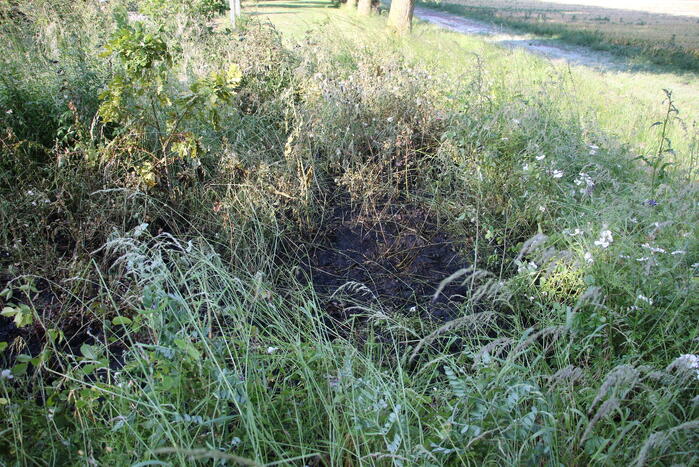 Meerdere brandhaarden op parkeerplaats