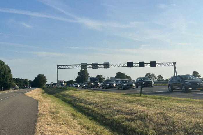 Eenzijdig ongeval motorrijder op snelweg