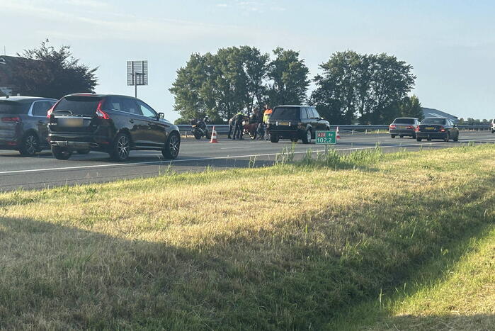 Eenzijdig ongeval motorrijder op snelweg