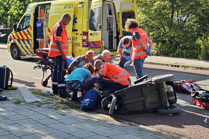 Ernstig ongeval tussen motorrijder en bestuurder van scootmobiel