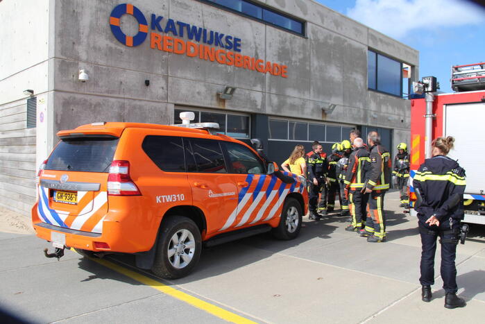 Brandweer ingezet voor jerrycan op strand