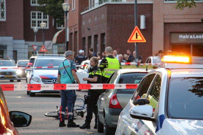 Fietser zwaargewond bij verkeersongeval